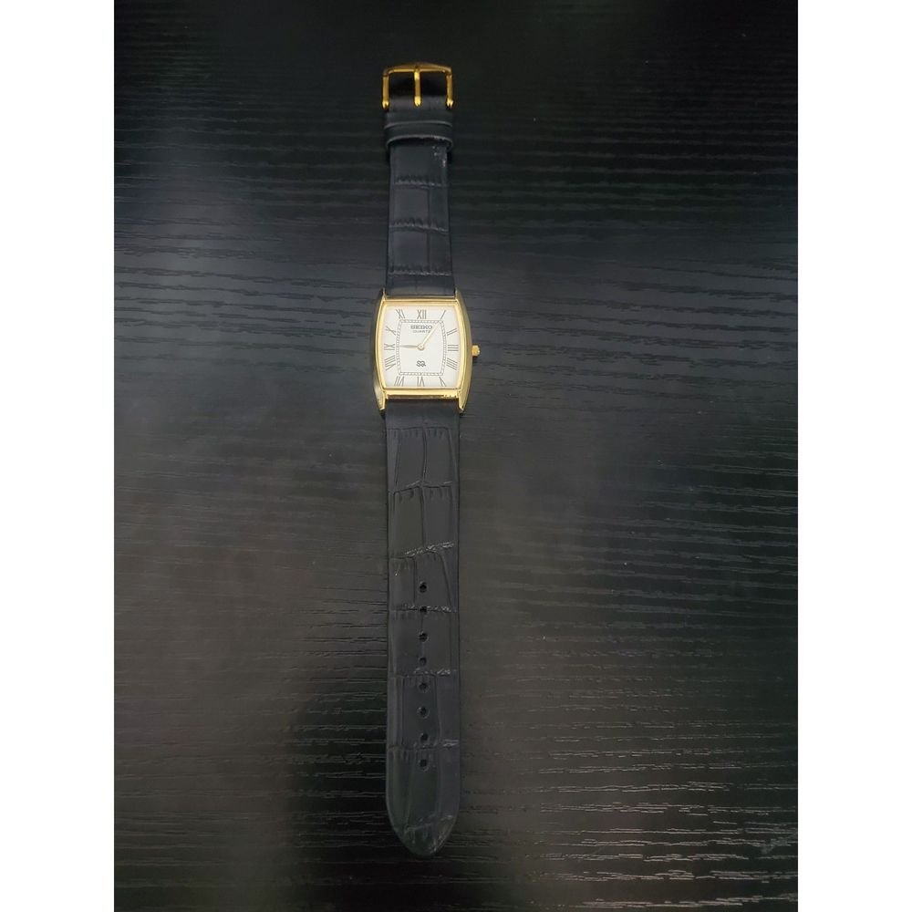 RARE Mint Condition Seiko SQ Tonneau Tank Men's Leather Watch - Picture 2 of 4